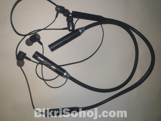 Bluetooth headphone